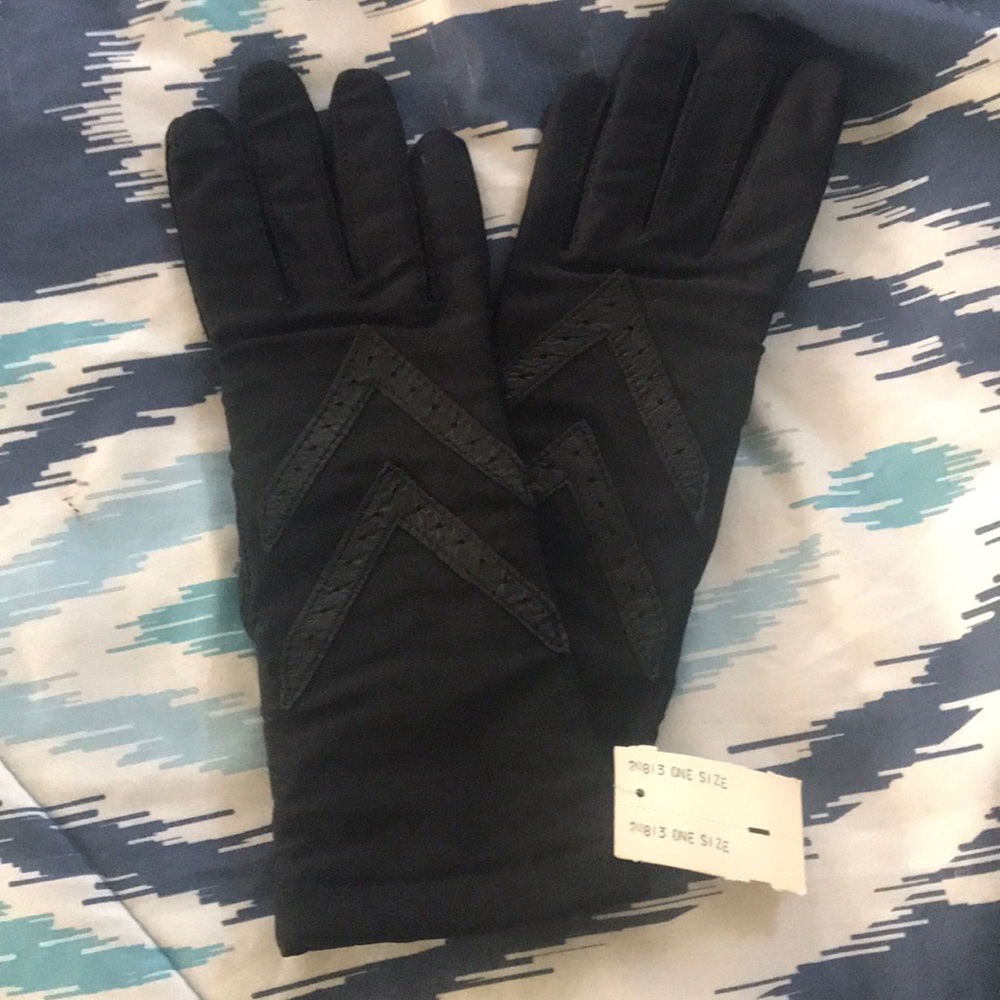 Women’s gloves